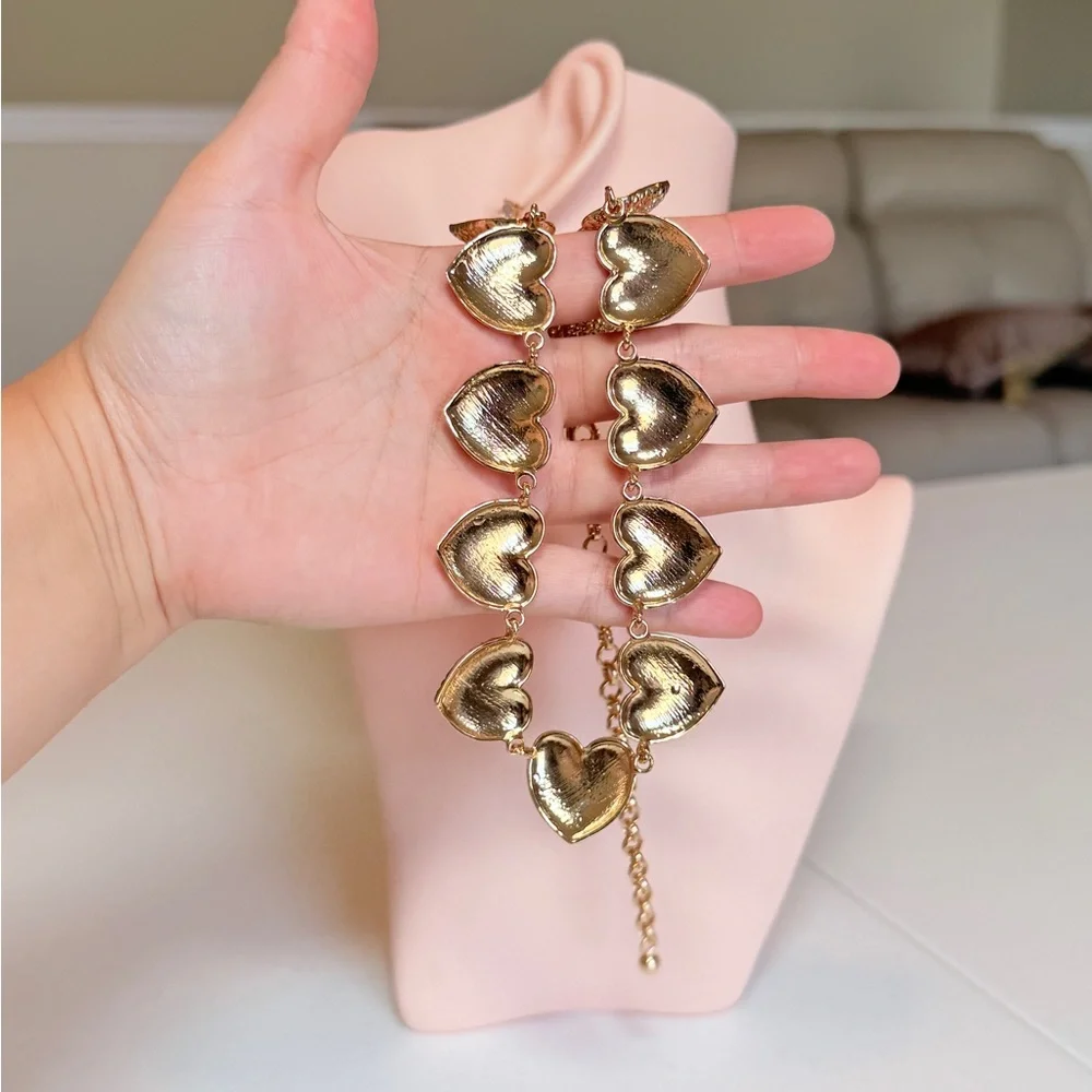 Luxury Gold Heart Link Necklace
